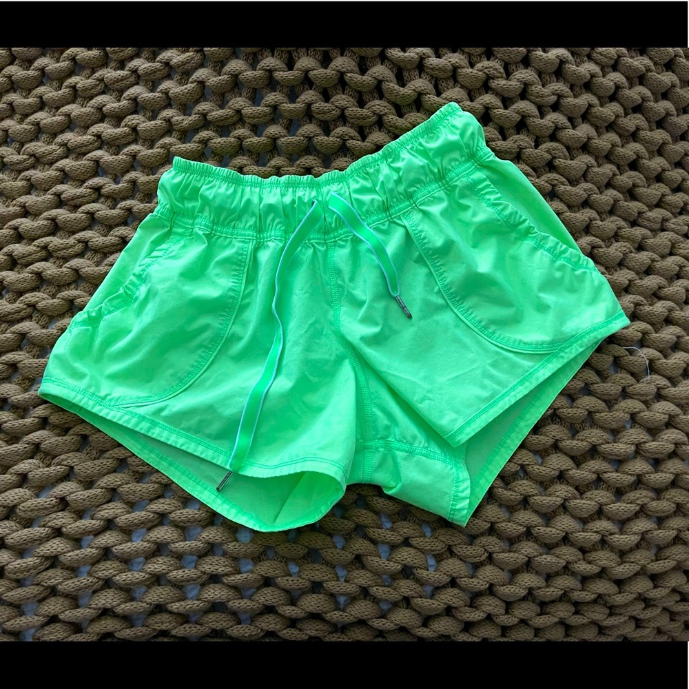 Lululemon size 4 shorts